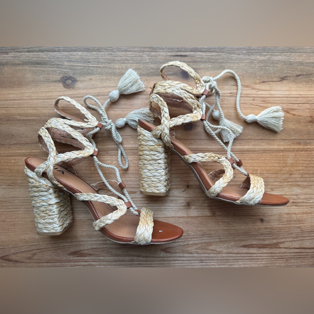 MIA Gigi Size 10 Raffia Braided Lace Up Block Heel Boho Sandals Tan
